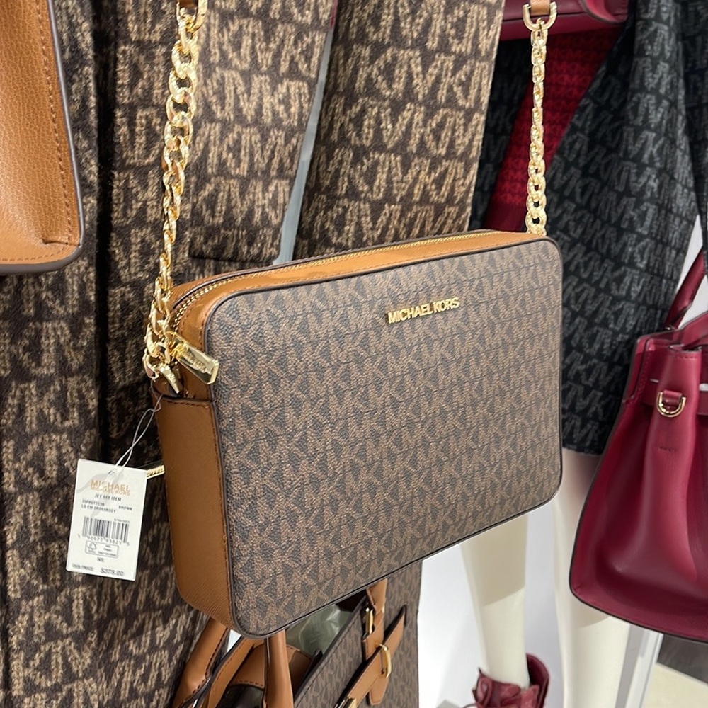 Michael Kors Jet Set Item Large East West Zip Crossbody Brown Signature - Picture 8 of 16